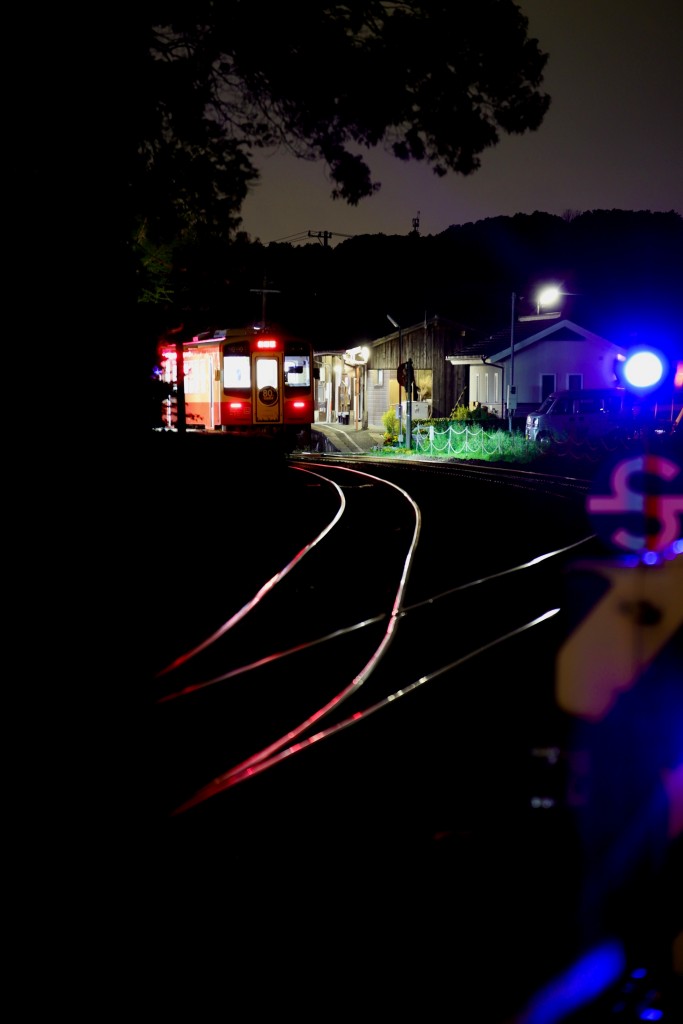 ②
