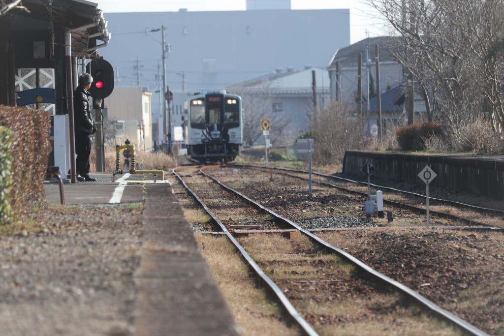 列車が来たか・・・。