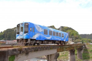 j01